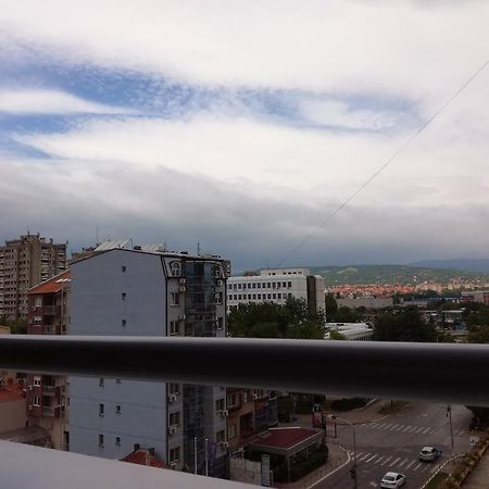 Naissa Apartment Nis Bagian luar foto