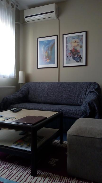 Naissa Apartment Nis Bagian luar foto